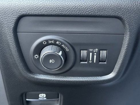 New 2025 Jeep Grand Cherokee Limited image 25