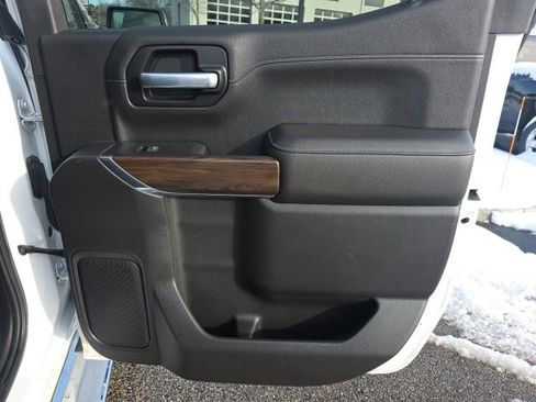 Used 2019 GMC Sierra 1500 SLT w/ SLT Premium Package image 13