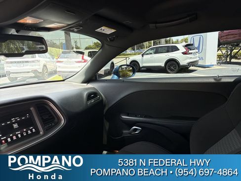 Used 2022 Dodge Challenger R/T RWD image 20
