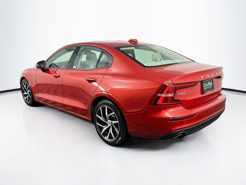 Used 2020 Volvo S60 T5 Momentum FWD image 5