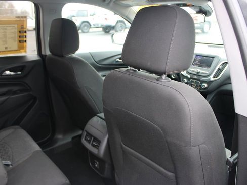 Used 2023 Chevrolet Equinox LT image 32