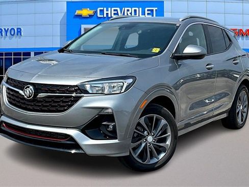 Used 2023 Buick Encore GX Select w/ Sport Touring Package image 3