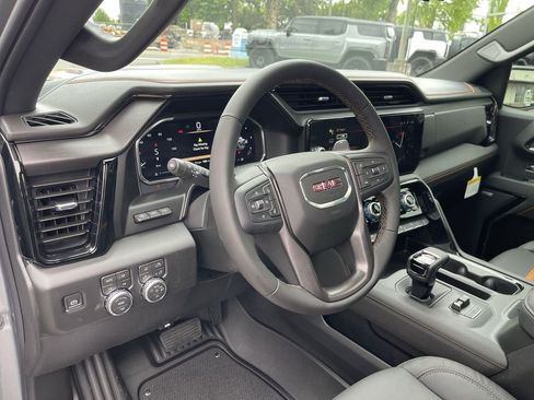 New 2026 GMC Sierra 1500 AT4 w/ AT4 Premium Package AWD/4WD image 10