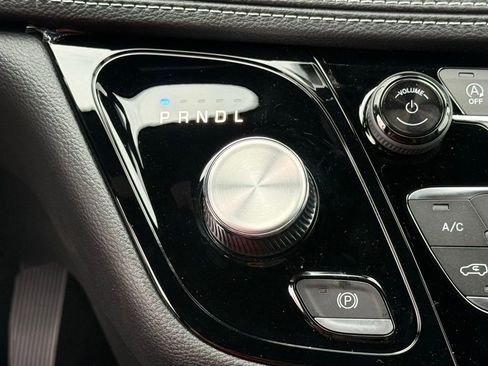 New 2026 Chrysler Pacifica Select image 26