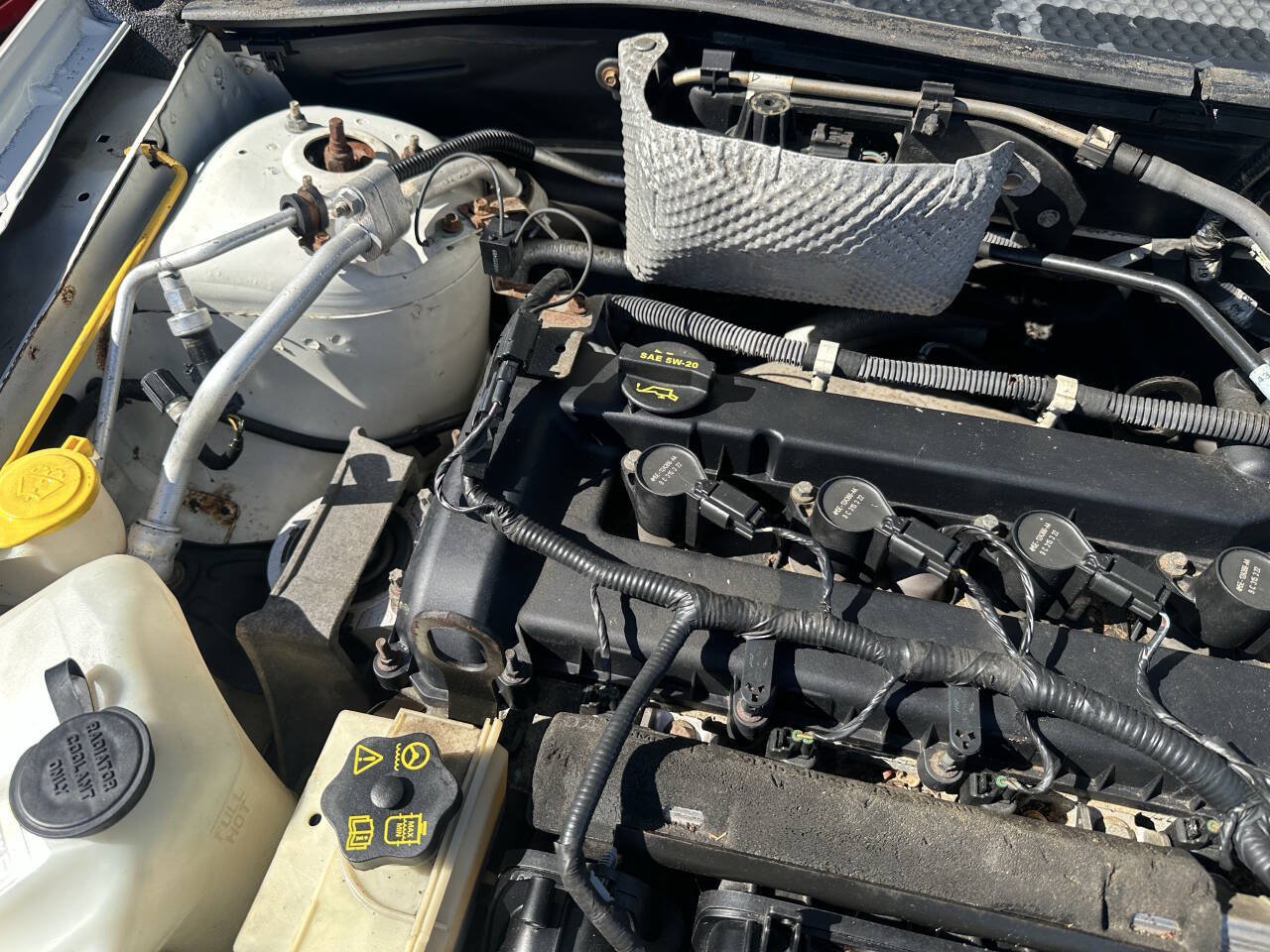 Used 2010 Ford Focus SE FWD image 37