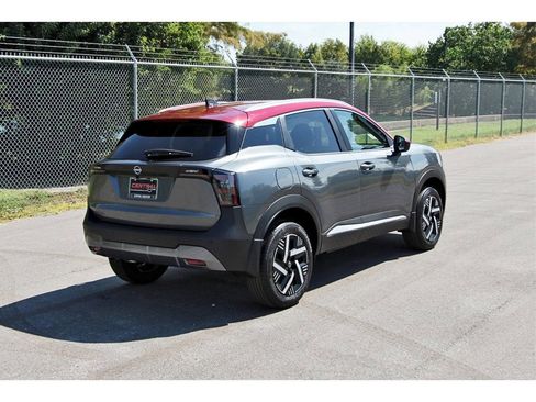 New 2026 Nissan Kicks SV image 4