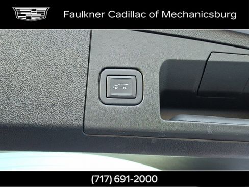 Certified 2023 Cadillac XT4 Luxury w/ Cold Weather Package image 29