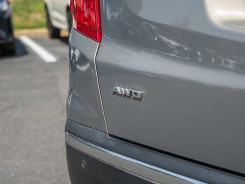 Used 2019 Cadillac XT5 Platinum AWD/4WD image 8
