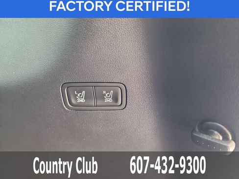 Certified 2024 Hyundai Santa Fe Limited AWD/4WD image 31