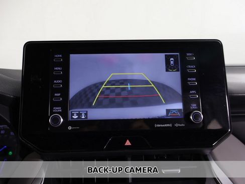 Used 2022 Toyota Venza XLE AWD/4WD image 5