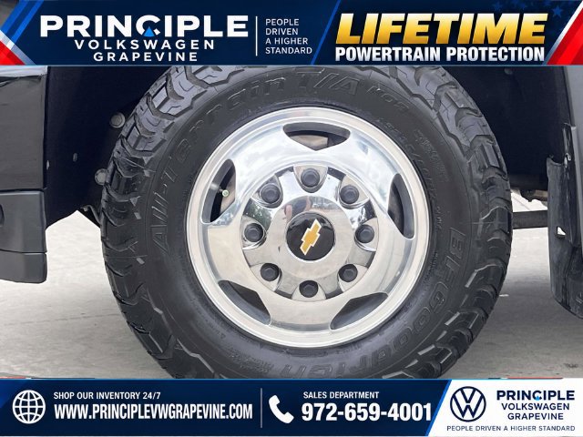 Used 2022 Chevrolet Silverado 3500 High Country w/ Snow Plow Prep/Camper Package AWD/4WD image 3