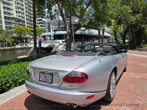 Used 2005 Jaguar XK8 Convertible RWD image 28