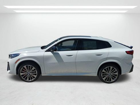 New 2026 BMW X2 xDrive28i w/ Technology Package AWD/4WD image 7