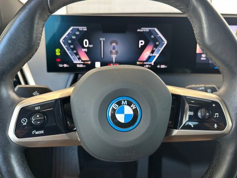 Used 2023 BMW iX xDrive50 w/ Sport Package AWD/4WD image 30