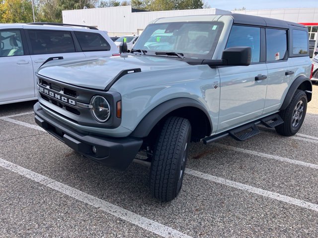 Used 2023 Ford Bronco Big Bend AWD/4WD image 3