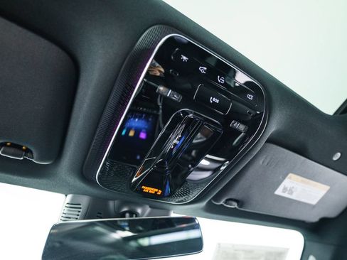 Certified 2025 Mercedes-Benz GLC 300 4MATIC image 31