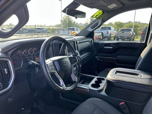 Used 2019 Chevrolet Silverado 1500 LT Trail Boss AWD/4WD image 25