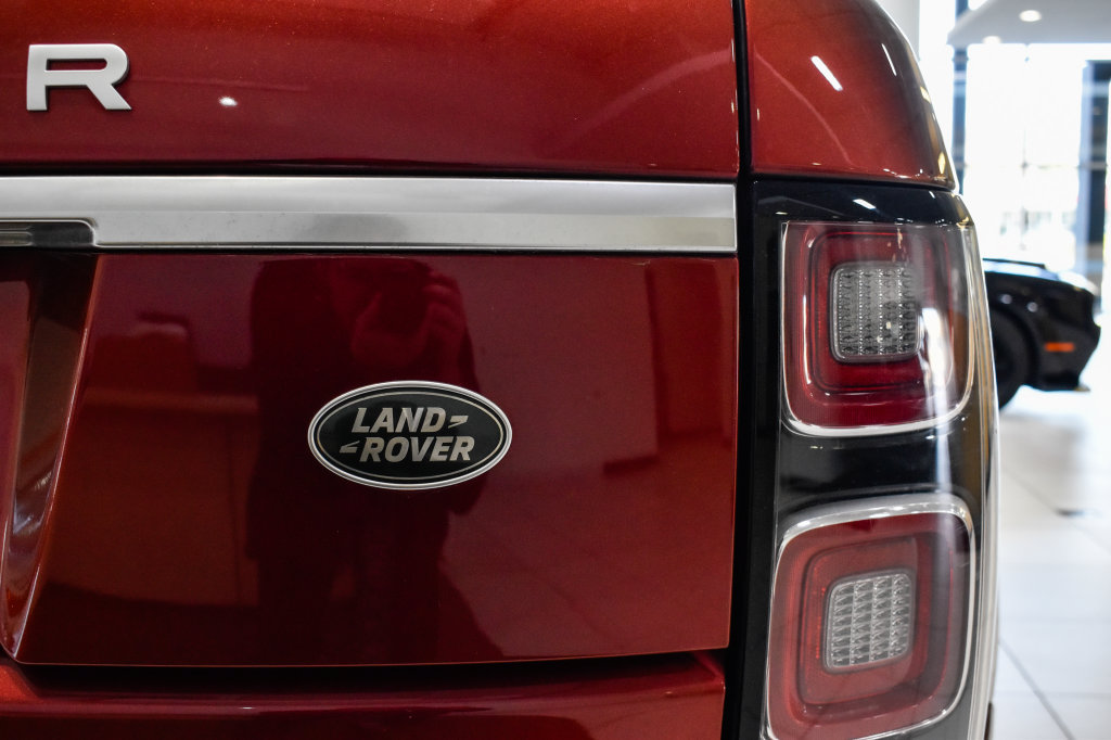 Used 2018 Land Rover Range Rover HSE AWD/4WD image 15