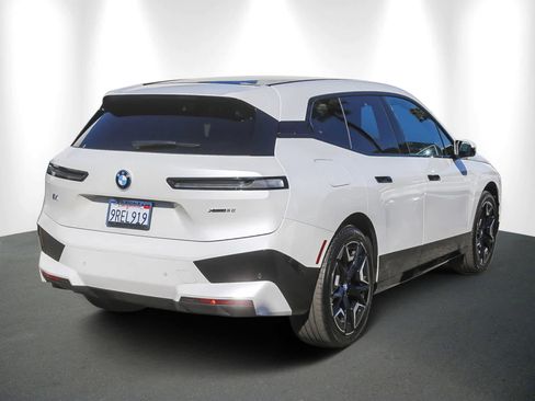 Used 2025 BMW iX xDrive50 w/ Sport Package image 6