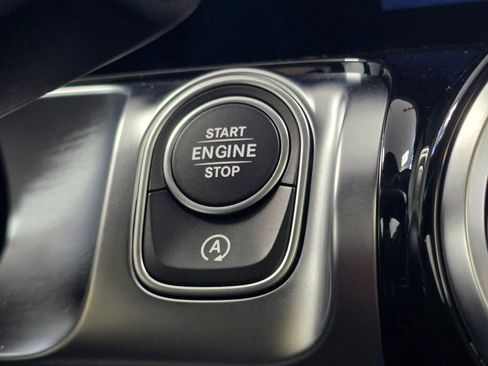 New 2026 Mercedes-Benz GLB 250 4MATIC image 28