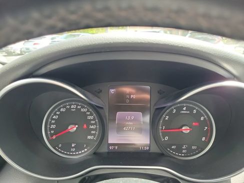 Used 2016 Mercedes-Benz C 300 Sedan image 22