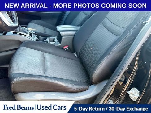 Used 2019 Nissan Rogue SV w/ Premium Package image 13