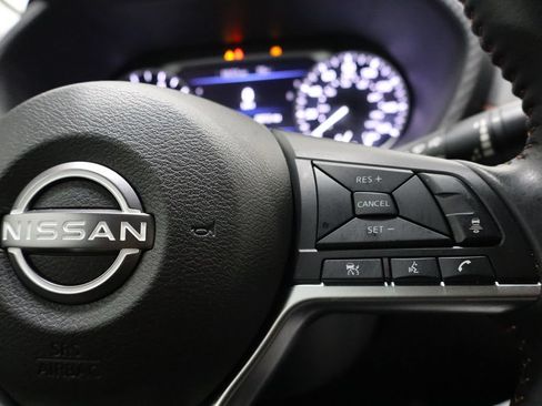 Used 2024 Nissan Sentra SR FWD image 24