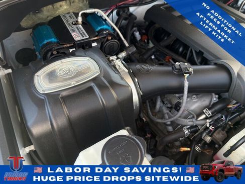 Used 2018 Toyota Tundra Platinum AWD/4WD image 19