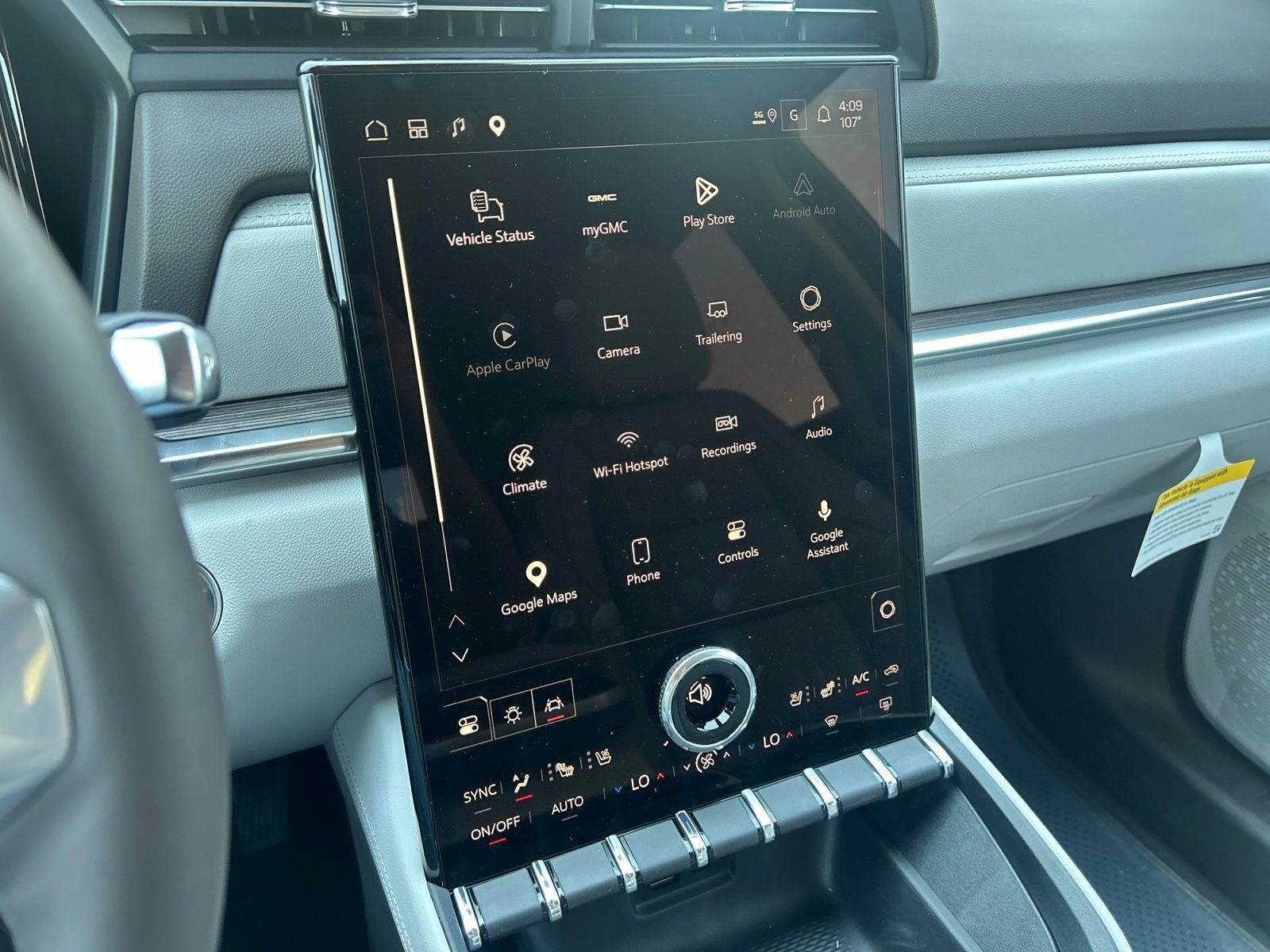 New 2027 GMC Terrain Denali AWD/4WD image 17