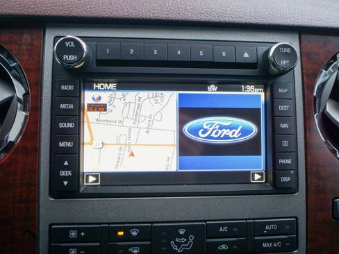 Used 2012 Ford F250 King Ranch w/ King Ranch w/Chrome Pkg image 26