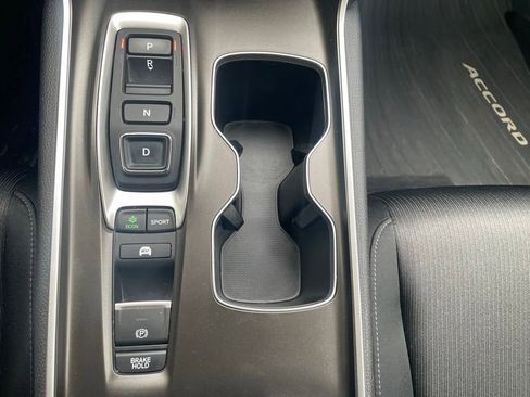 Certified 2022 Honda Accord Hybrid image 21