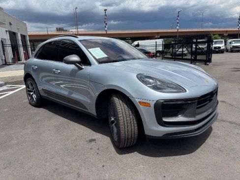 Used 2024 Porsche Macan Turbo AWD/4WD image 3