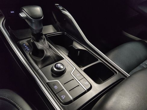 Used 2021 Kia Sorento S image 26