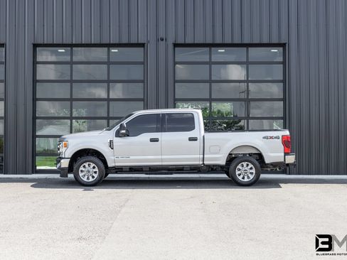 Used 2022 Ford F250 XLT AWD/4WD image 1