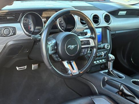 Used 2022 Ford Mustang Premium image 11