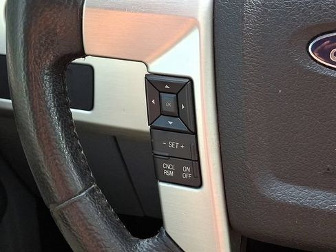 Used 2011 Ford F150 Platinum AWD/4WD image 23