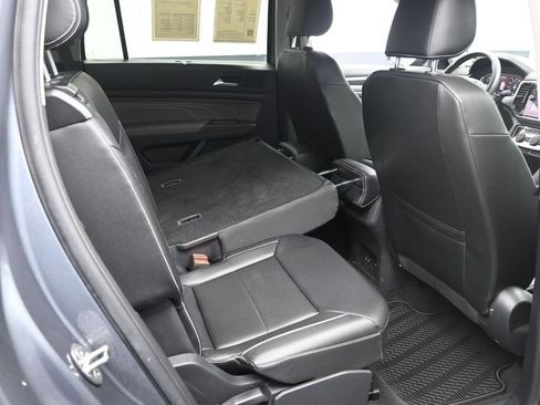 Used 2022 Volkswagen Atlas SE FWD image 25