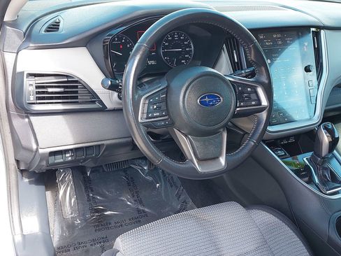Used 2025 Subaru Outback Premium image 15