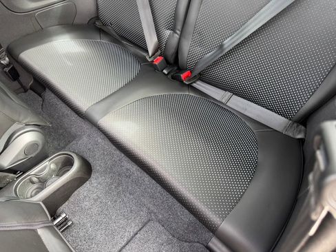 Used 2018 FIAT 500 e image 38