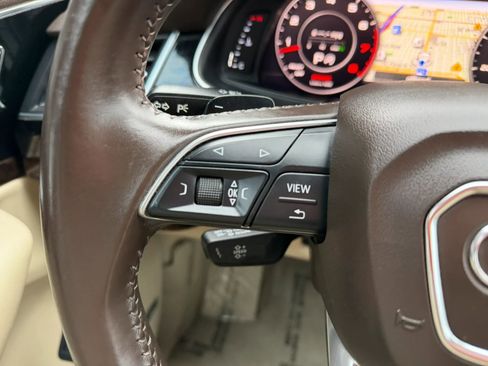 Used 2018 Audi Q7 3.0T Prestige w/ Prestige Package image 24