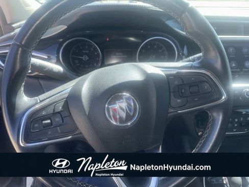 Used 2021 Buick Encore GX Select w/ Sport Touring Package image 3
