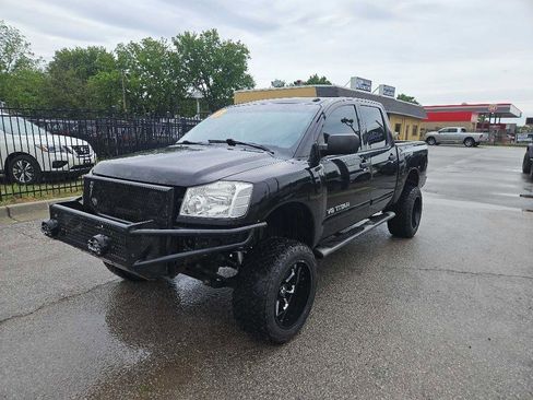 Used 2013 Nissan Titan SV w/ SV Value Truck Pkg AWD/4WD image 1