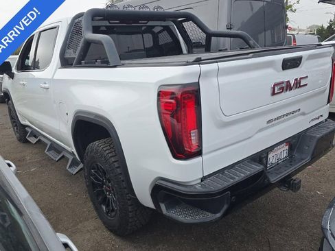 Used 2023 GMC Sierra 1500 AT4X image 4