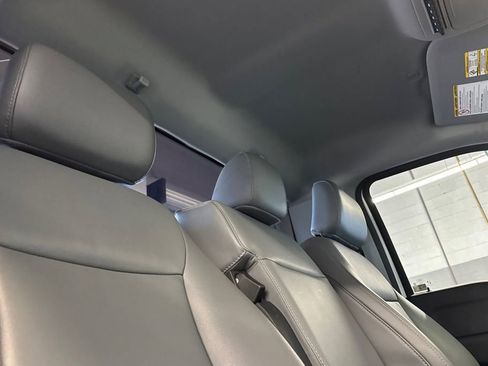 Used 2023 Ford F250 XL w/ XL Chrome Package RWD image 13
