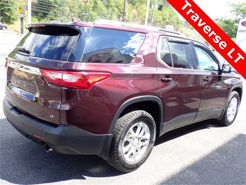 Used 2018 Chevrolet Traverse LT w/ LPO, Floor Liner Package image 7