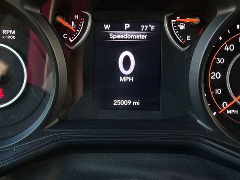Used 2025 Jeep Wrangler Unlimited Sport AWD/4WD image 35