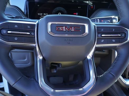 New 2026 GMC Yukon XL Elevation image 19