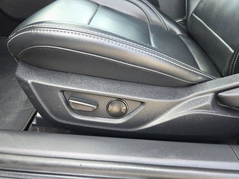 Used 2025 Ford Mustang Premium RWD image 16