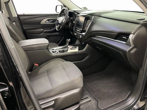 Certified 2018 Chevrolet Traverse LT image 36