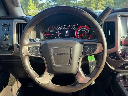Used 2016 GMC Sierra 2500 Denali w/ Duramax Plus Package AWD/4WD image 15